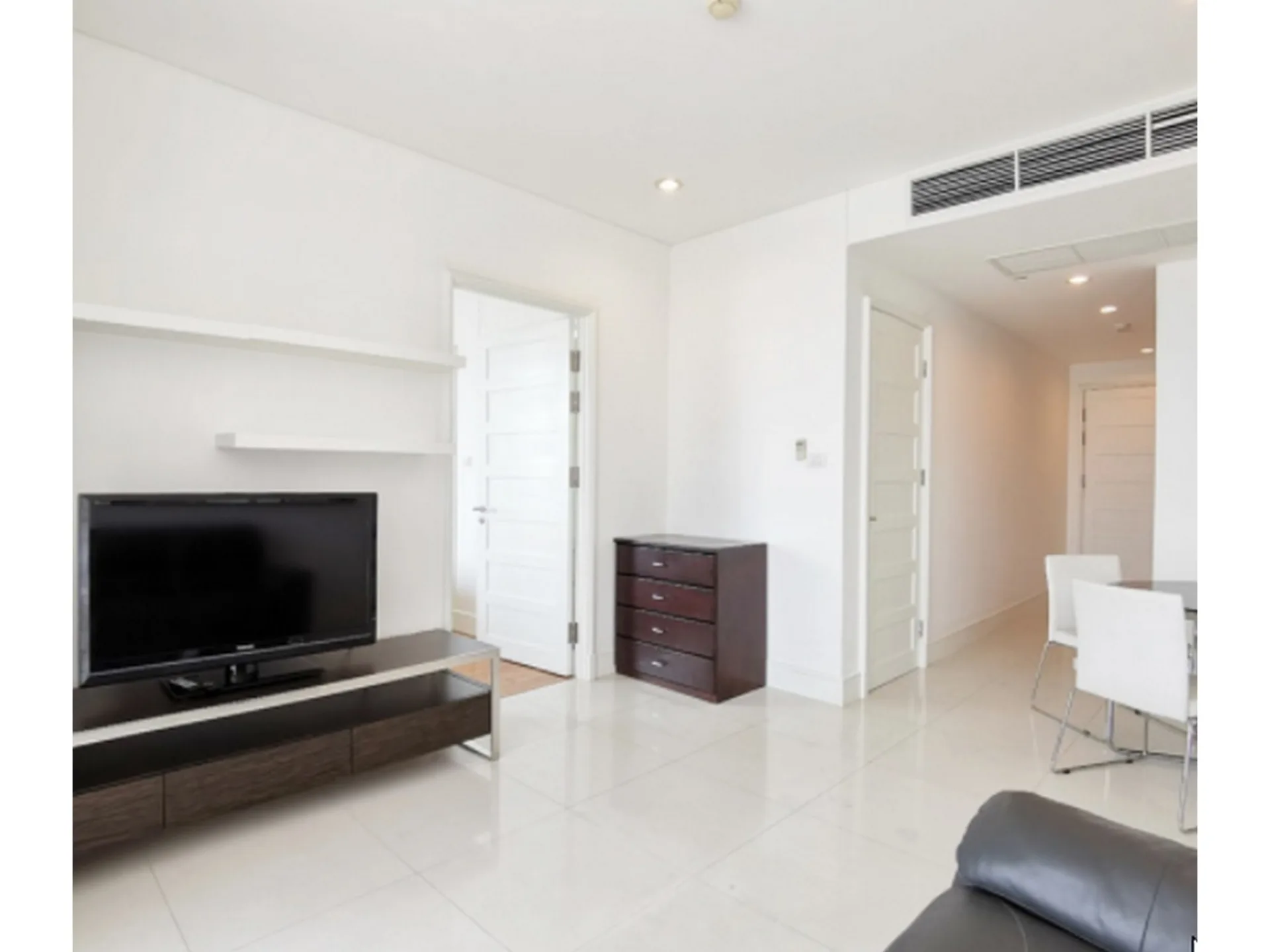 Property photos for Aguston Sukhumvit 22