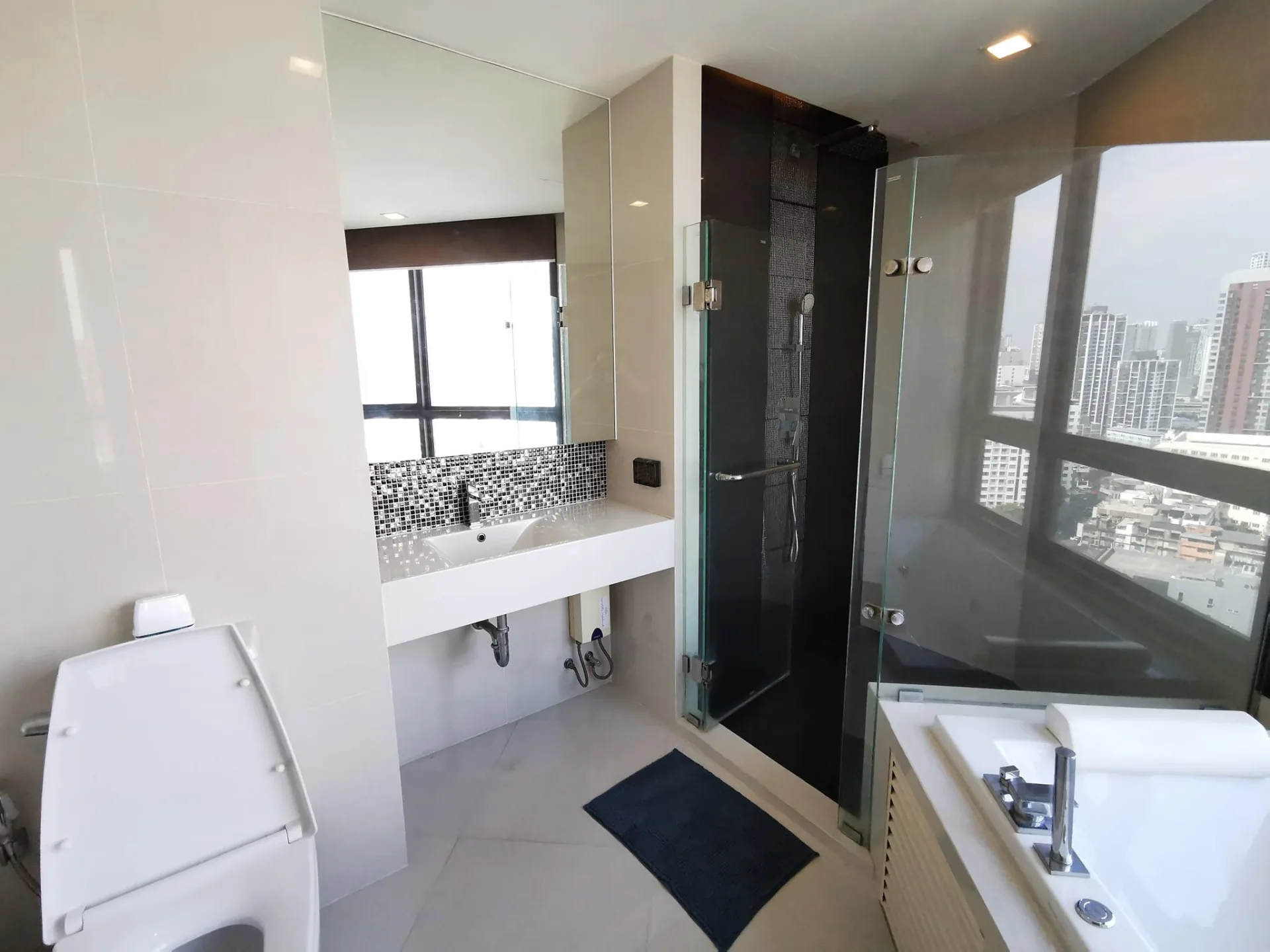 Property photos for Rhythm Sukhumvit 44/1