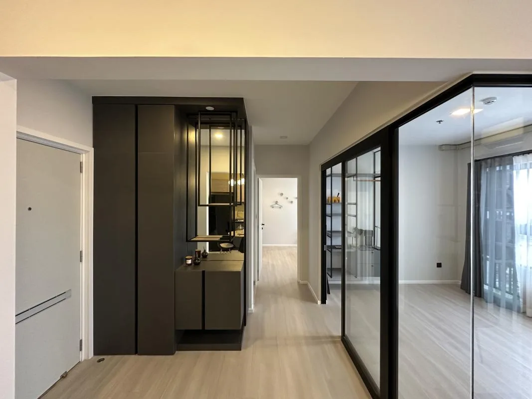 Property photos for The Key Mrt Phetkasem 48
