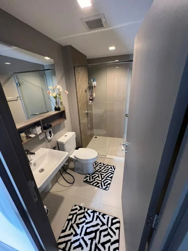Property photos for THE LINE Phahonyothin Park