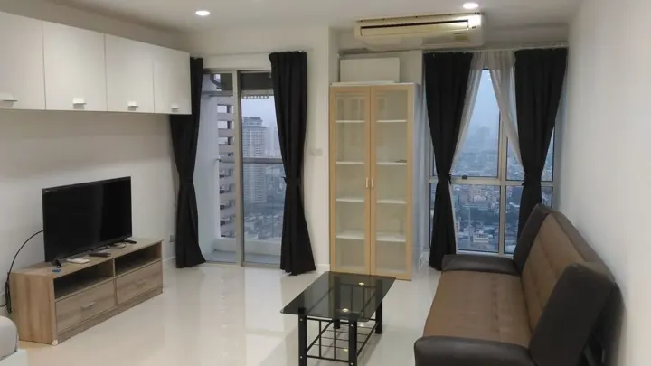 Property photos for Silom Suite
