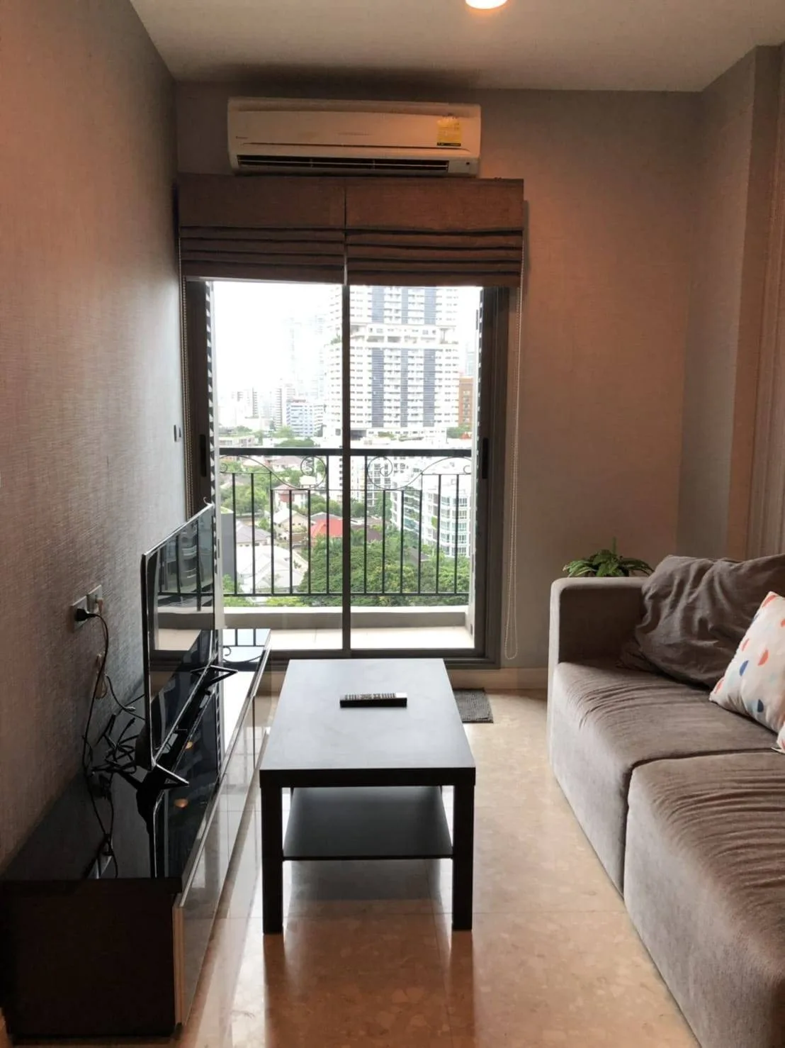Property photos for The Crest Sukhumvit 34
