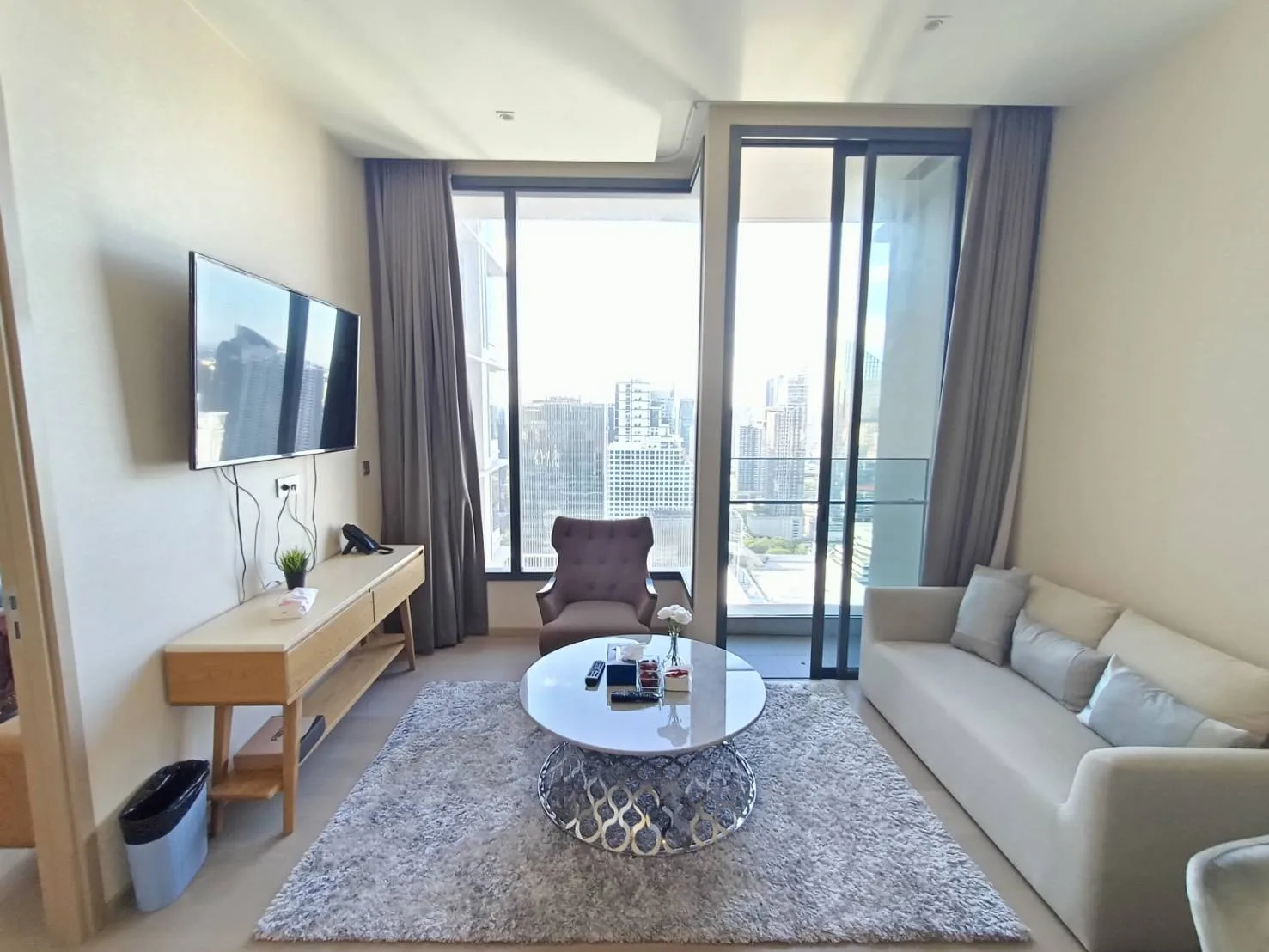 Property photos for The Esse Asoke