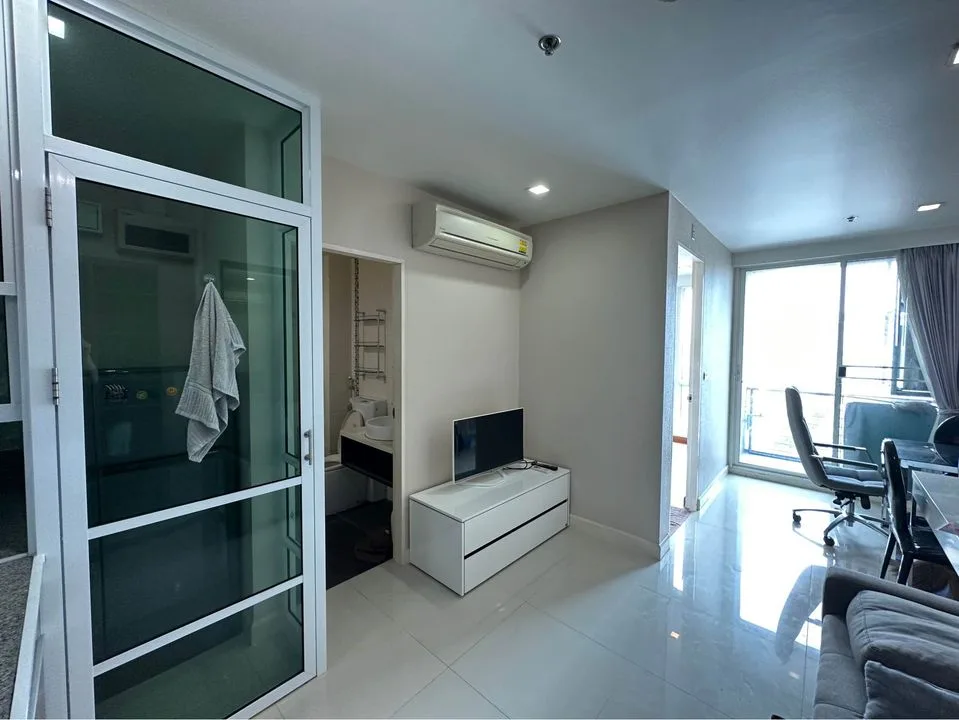 Property photos for Wish @ Siam