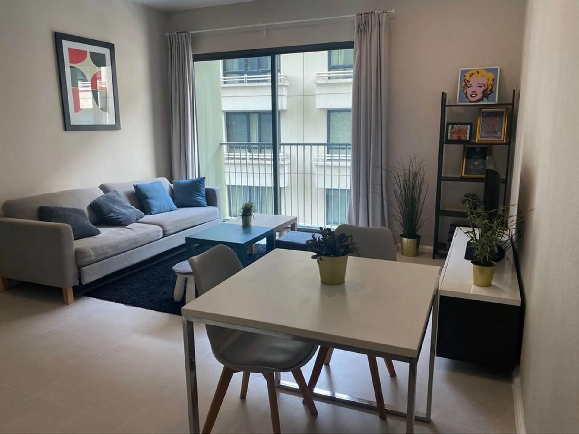 Property photos for Noble Solo