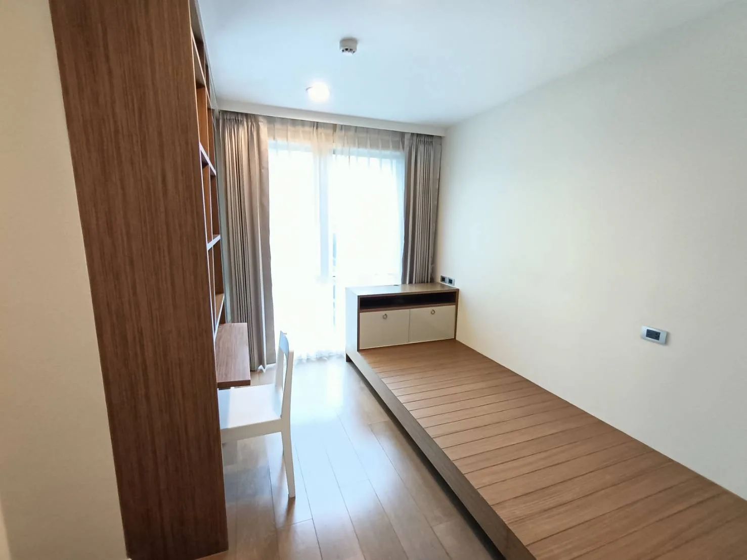 Property photos for The Crest Sukhumvit 24