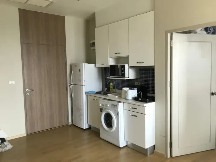 Property photos for Noble Reveal
