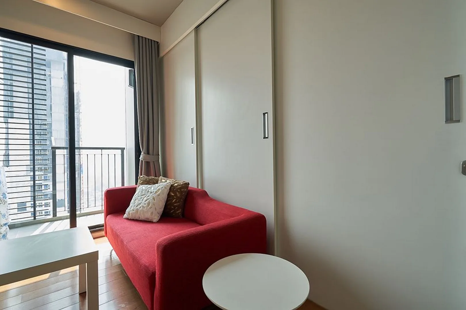 Property photos for Blocs 77
