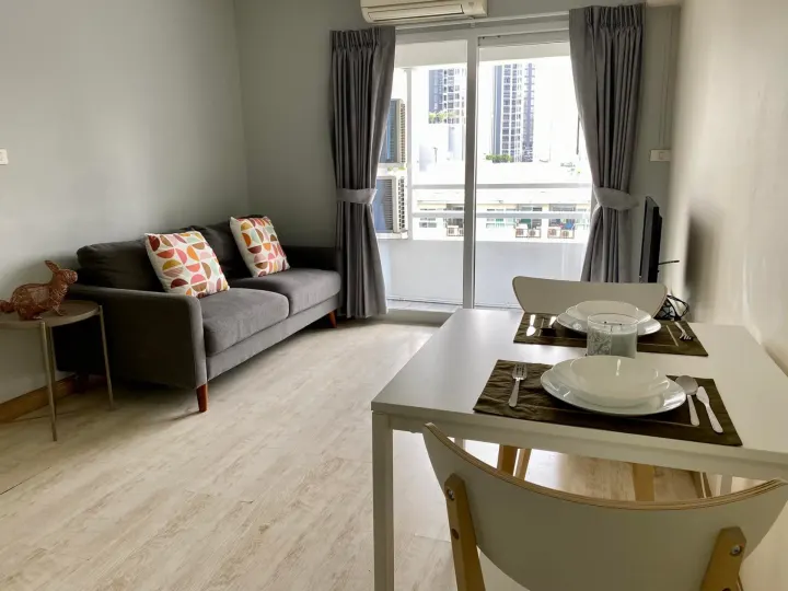 Property photos for Thonglor Tower