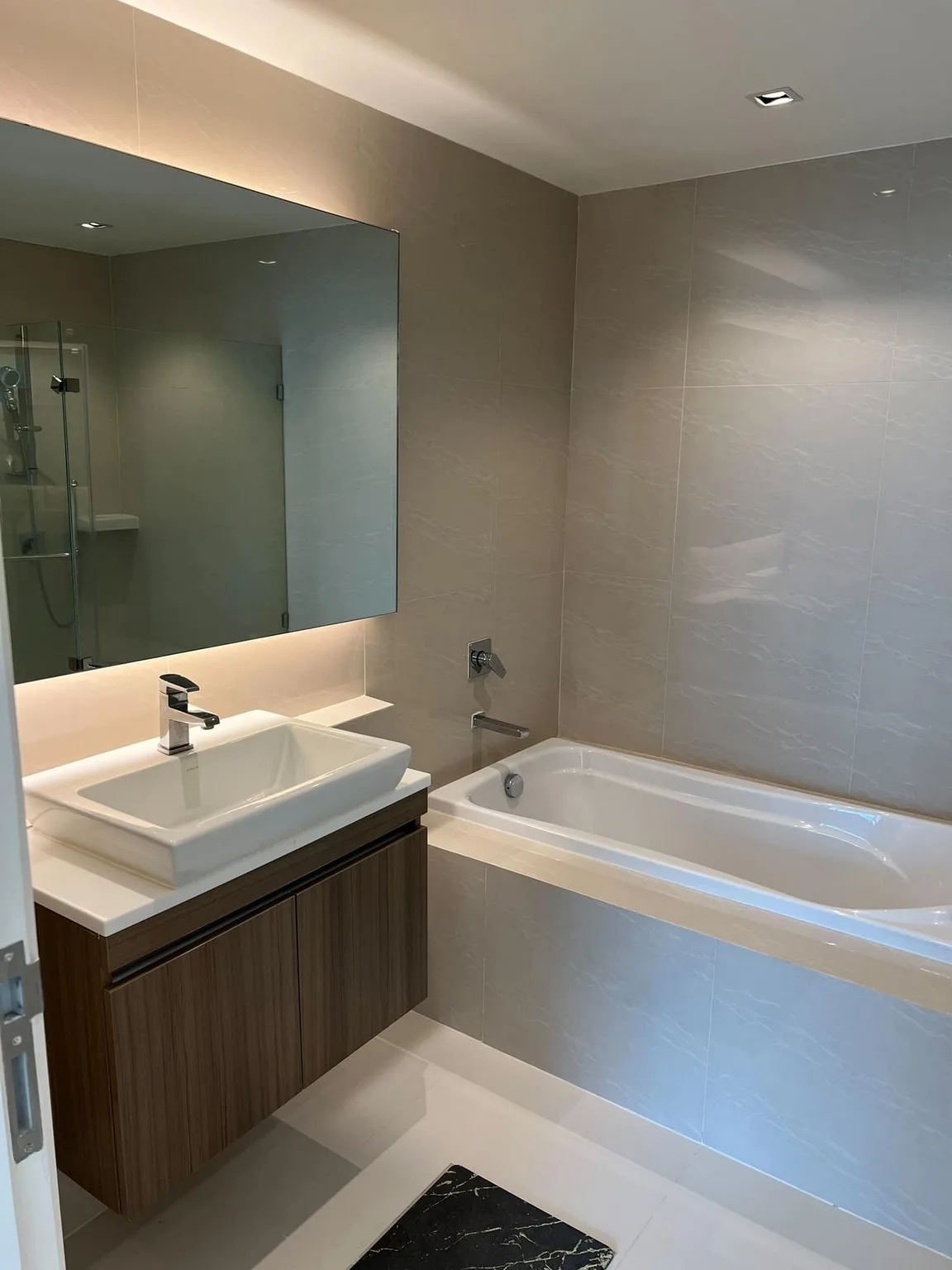 Property photos for Vtara Sukhumvit 36