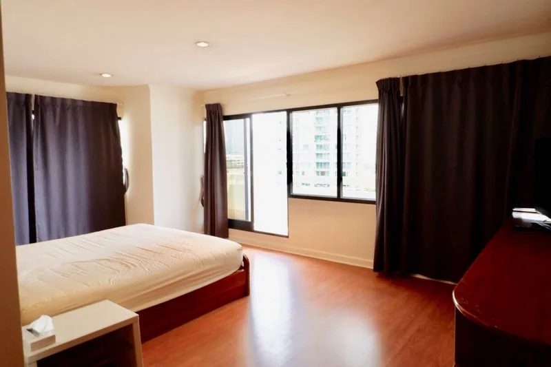 Property photos for Prasanmit Condominium