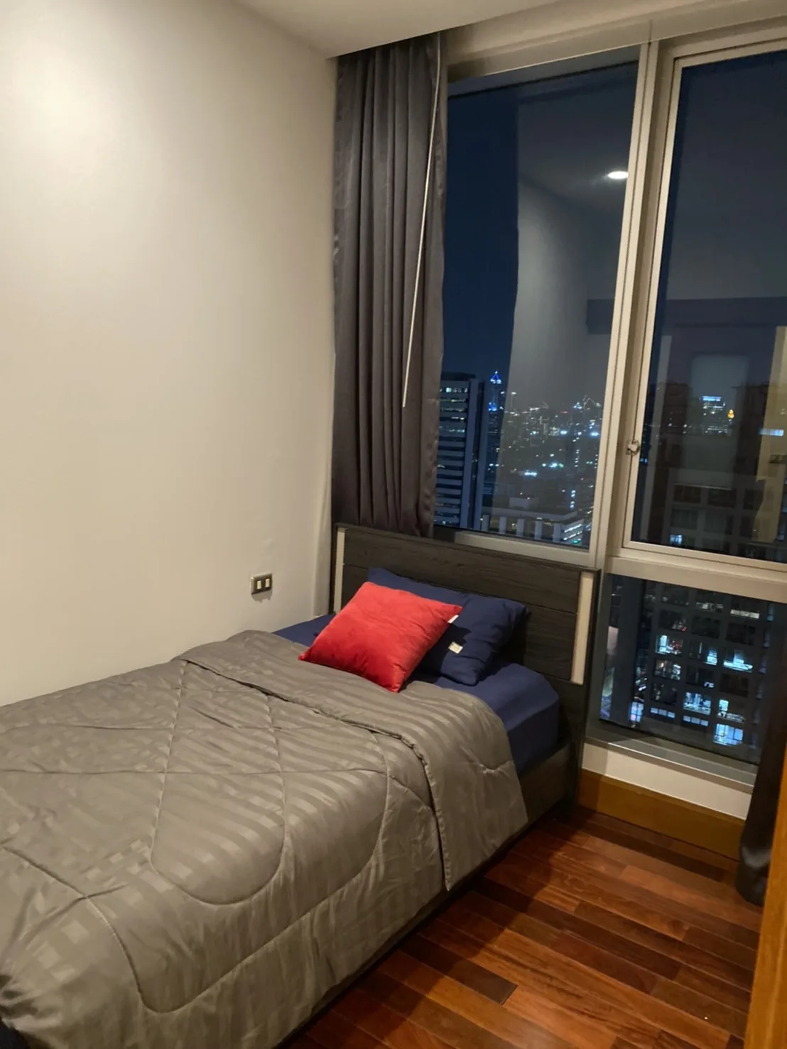 Property photos for Sky Villas Sathorn