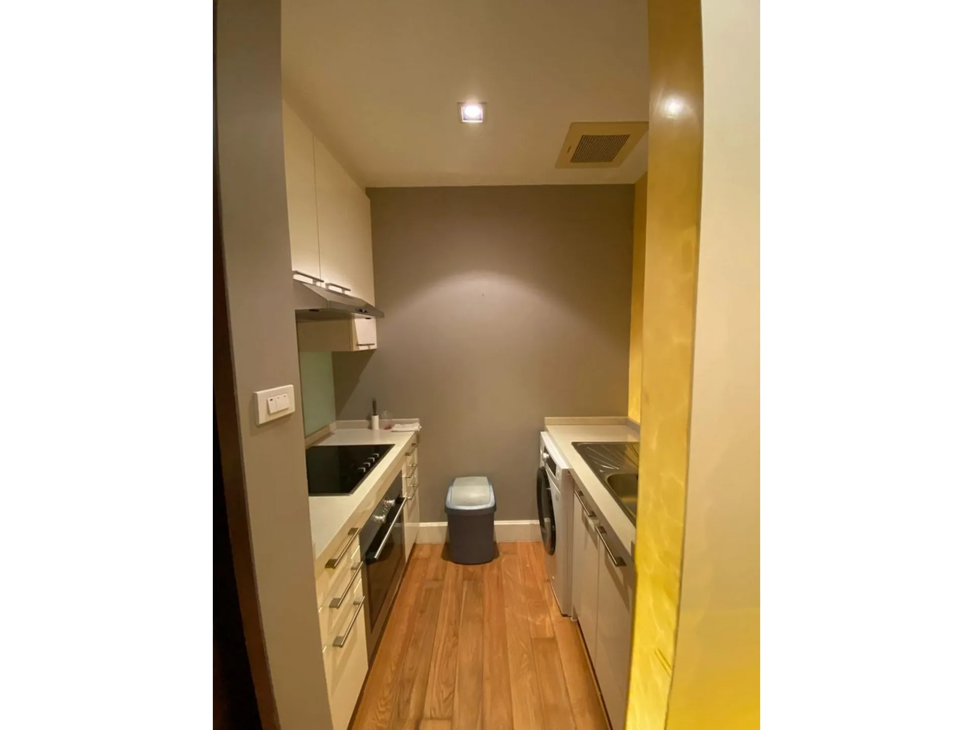 Property photos for Vincente Sukhumvit 49
