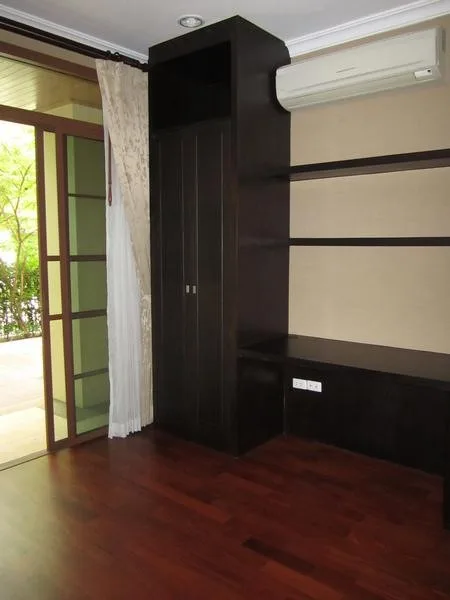 Property photos for Moobaan Narasiri Pattanakarn-srinakarindra
