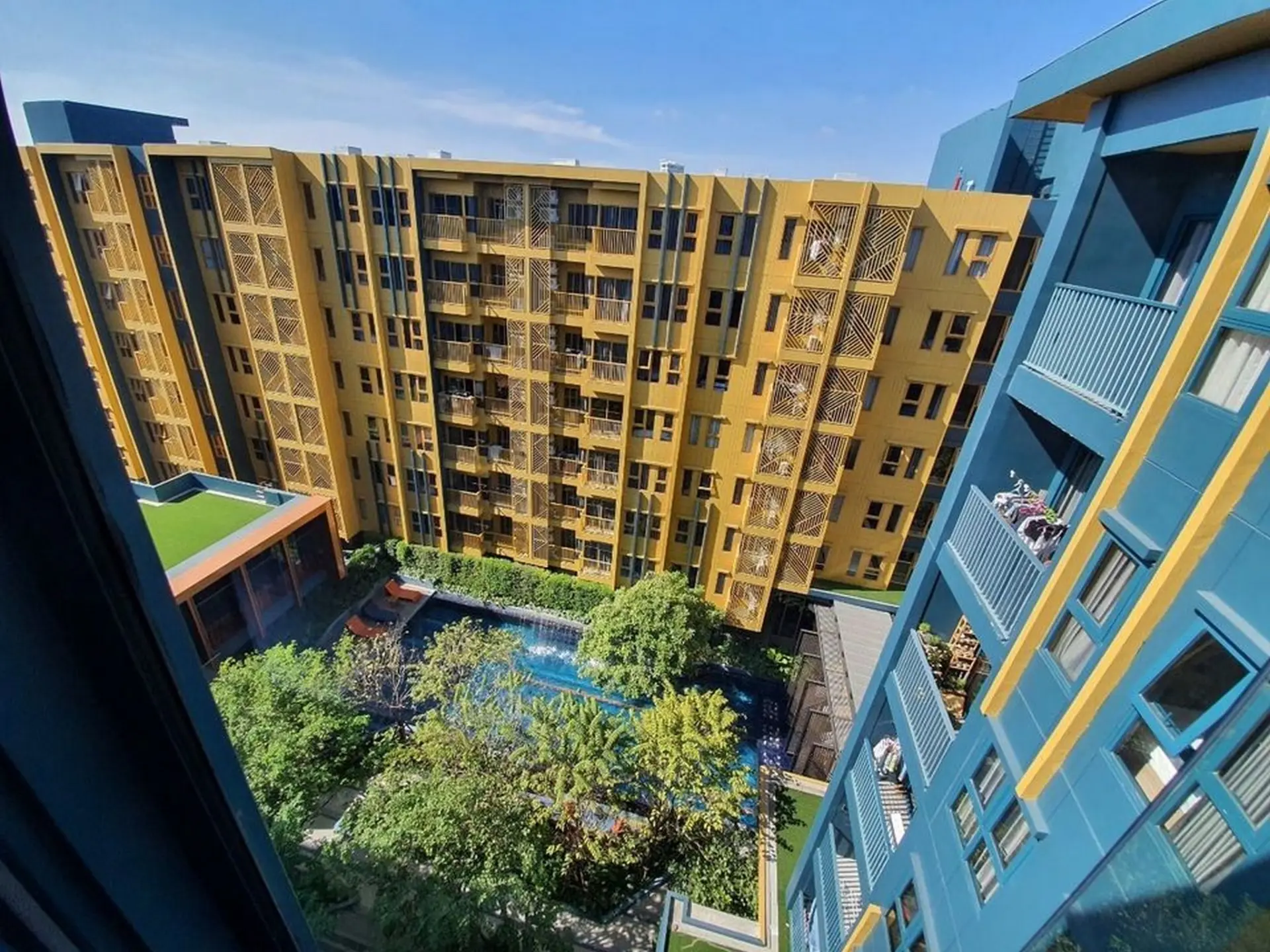 Property photos for THE BASE Sukhumvit 50