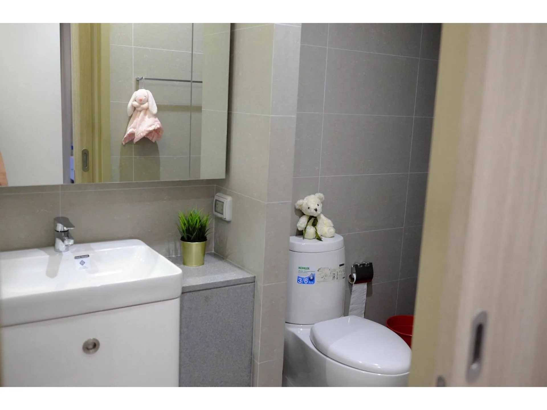 Property photos for Noble Ploenchit