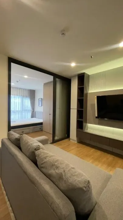 Property photos for THE LINE Phahonyothin Park