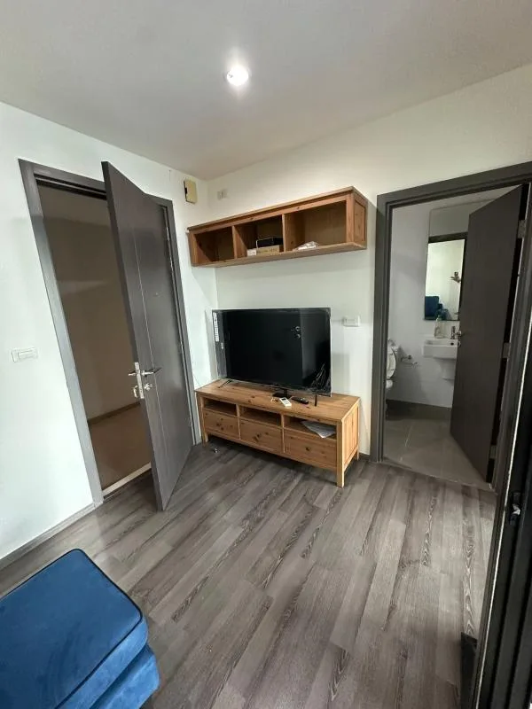 Property photos for The Base Park East Sukhumvit 77