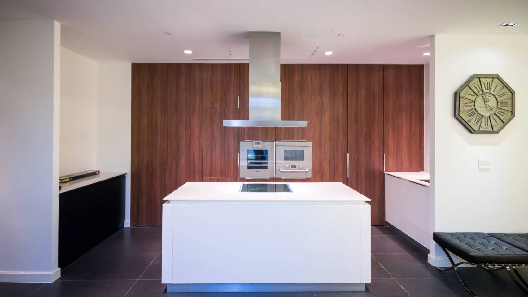 Property photos for 185 Rajadamri