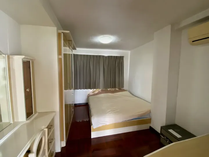 Property photos for 38 Mansion