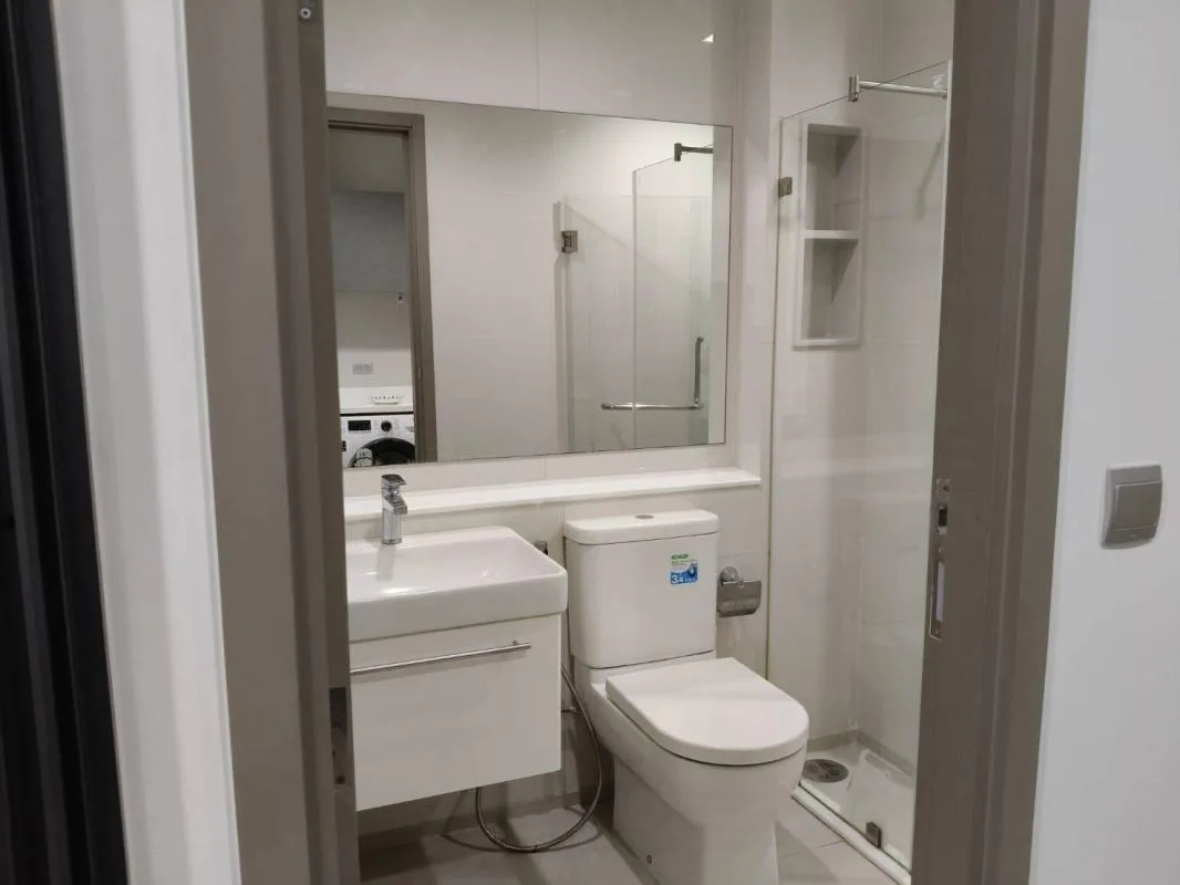 Property photos for Life Asoke Hype