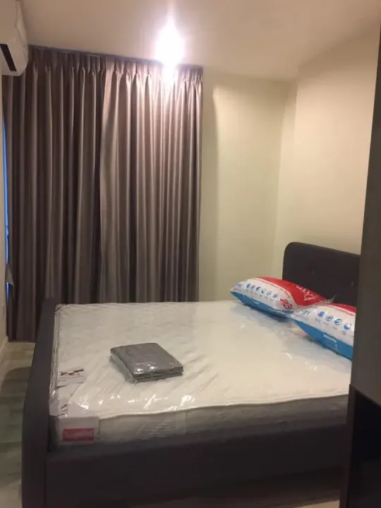 Property photos for The Key Sathorn - Charoenraj