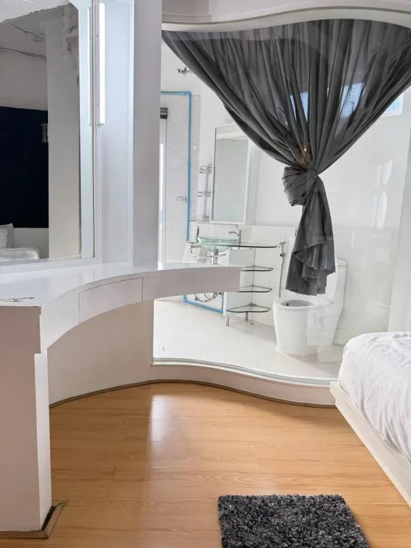 Property photos for Wittayu Complex