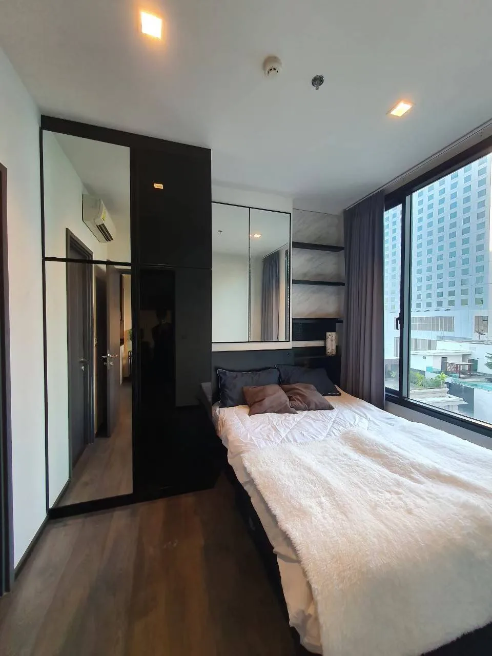 Property photos for Edge Sukhumvit 23