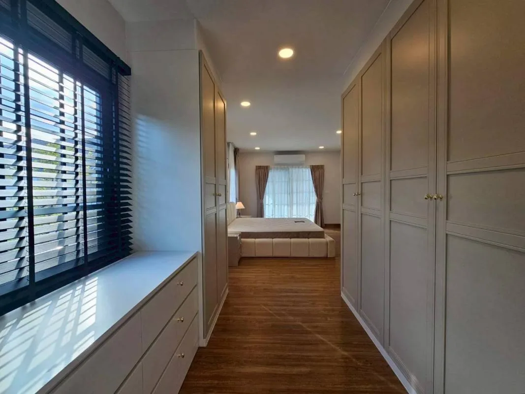 Property photos for Centro Bangna - Km.7
