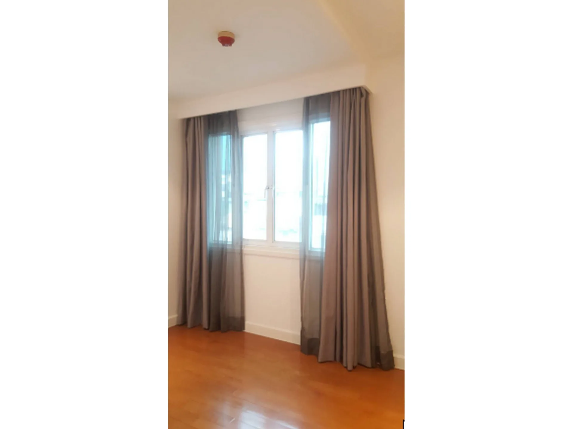 Property photos for Le Nice Ekamai