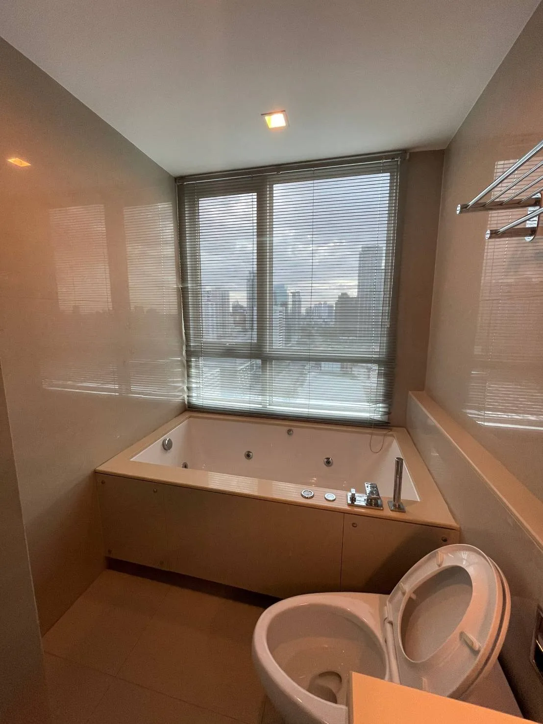 Property photos for The Address Asoke