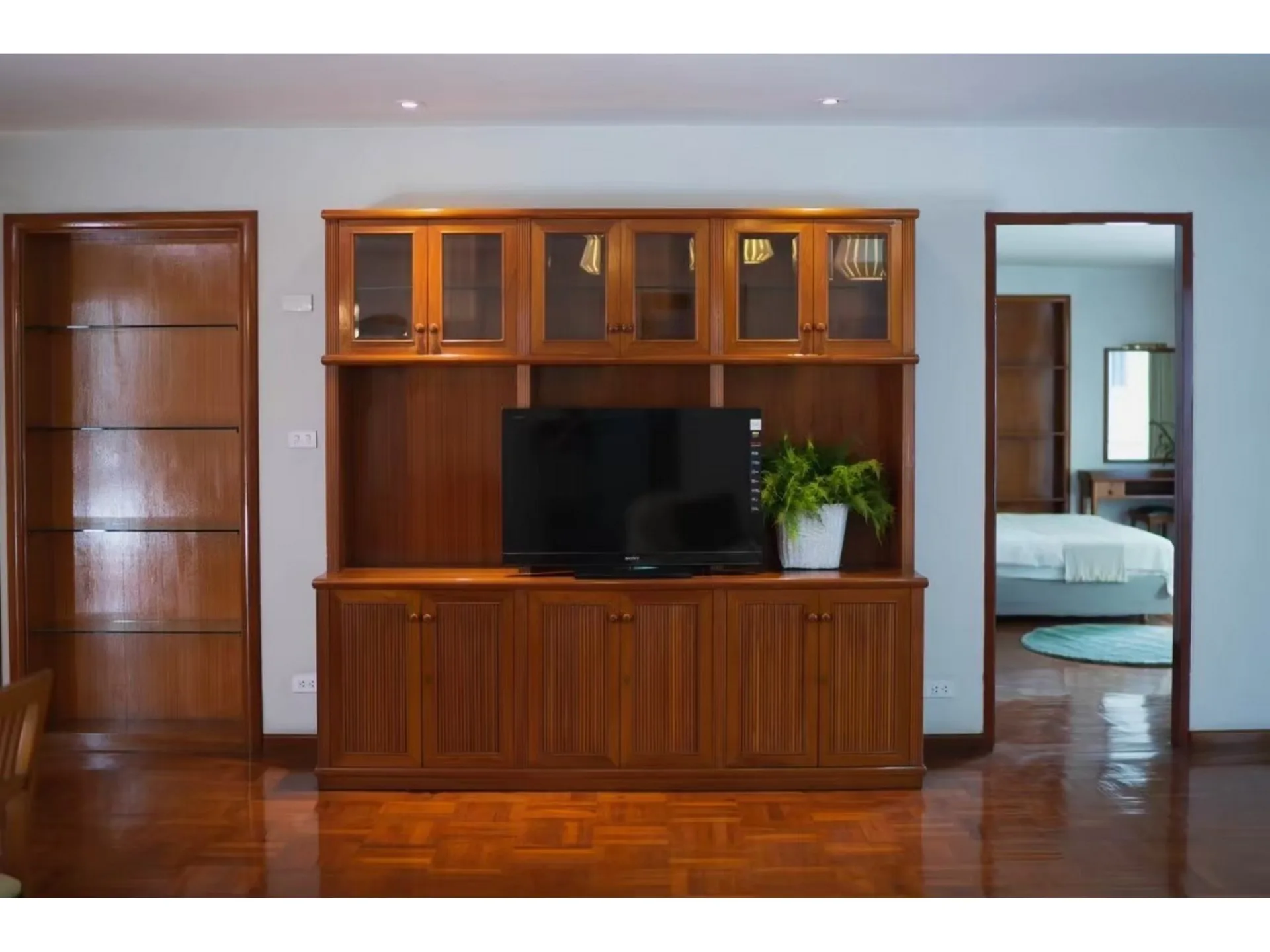 Property photos for Ma Peng Seng Apartment