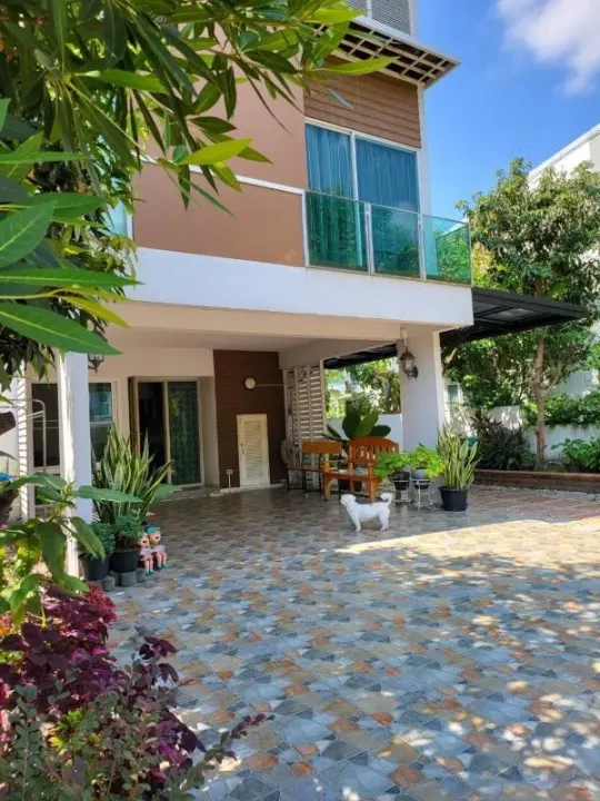 Property photos for Home Place The Park Wongwan ??? Rama 9