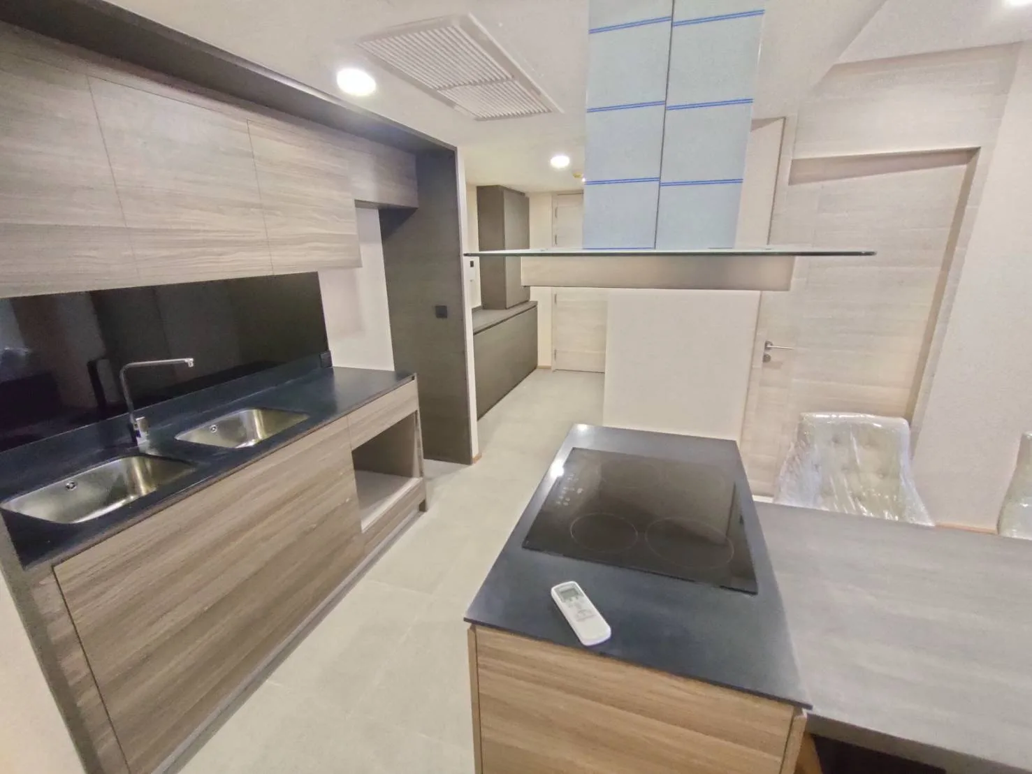 Property photos for Klass Condo Langsuan