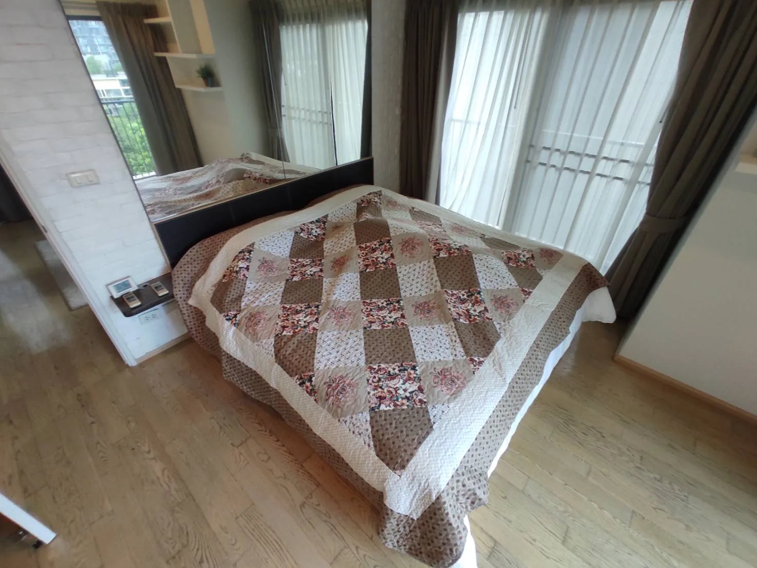 Property photos for Noble Remix