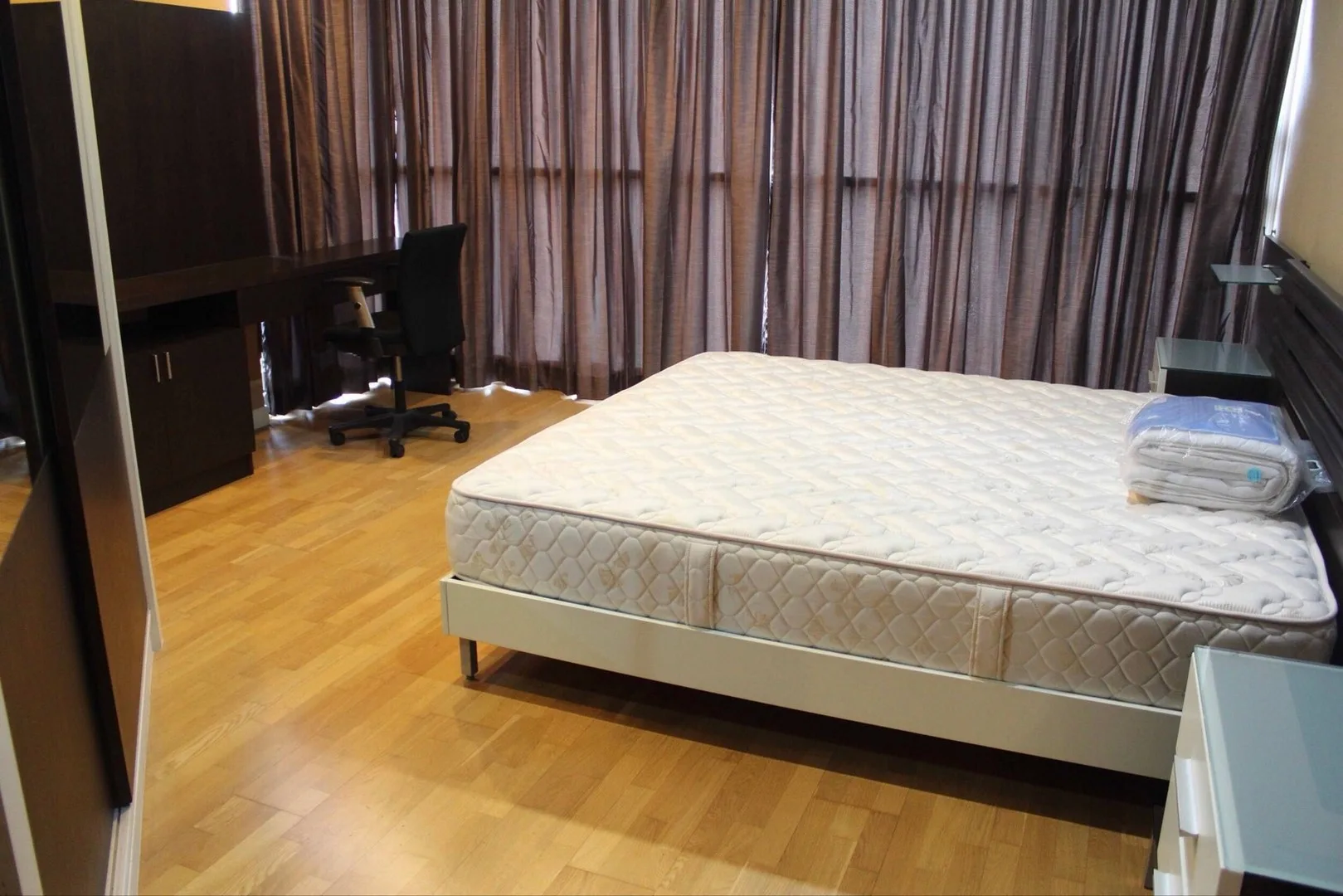 Property photos for Urbana Sathorn