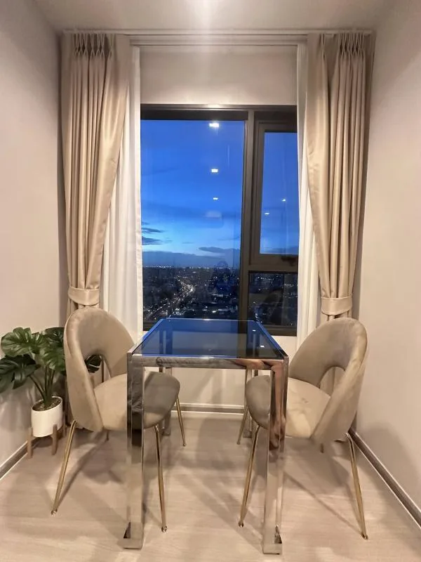 Property photos for Life Sathorn Sierra