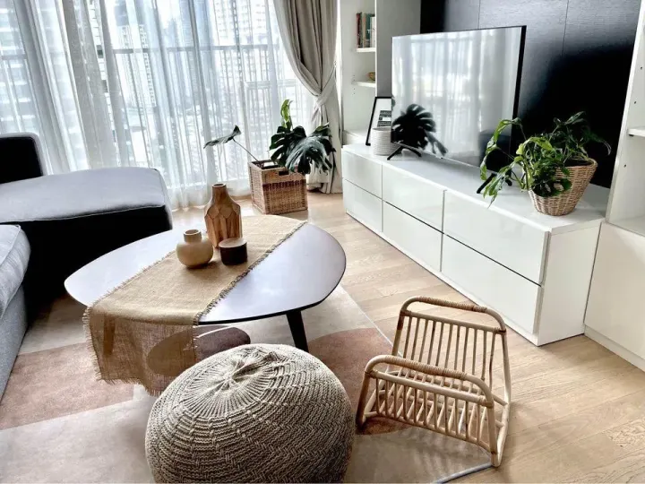 Property photos for Noble Refine