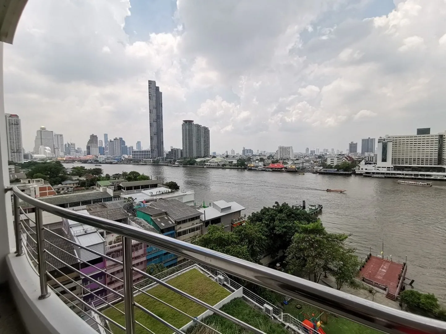 Property photos for Supalai River Place