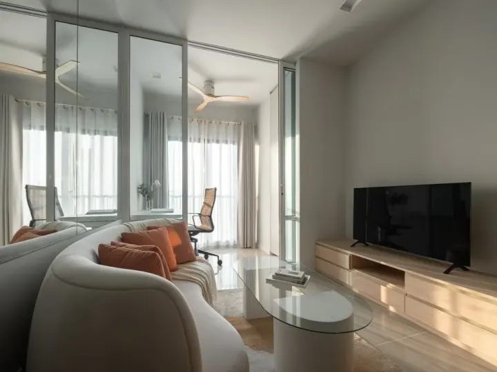 Property photos for Noble Reveal