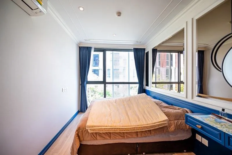 Property photos for Taka Haus Ekamai 12