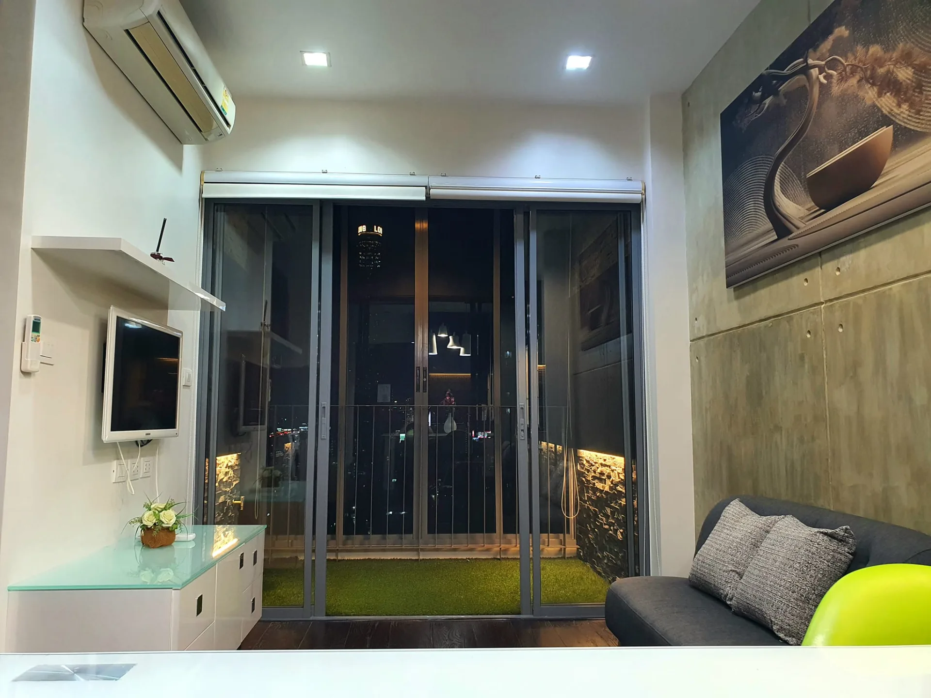 Property photos for Ideo Q Phayathai