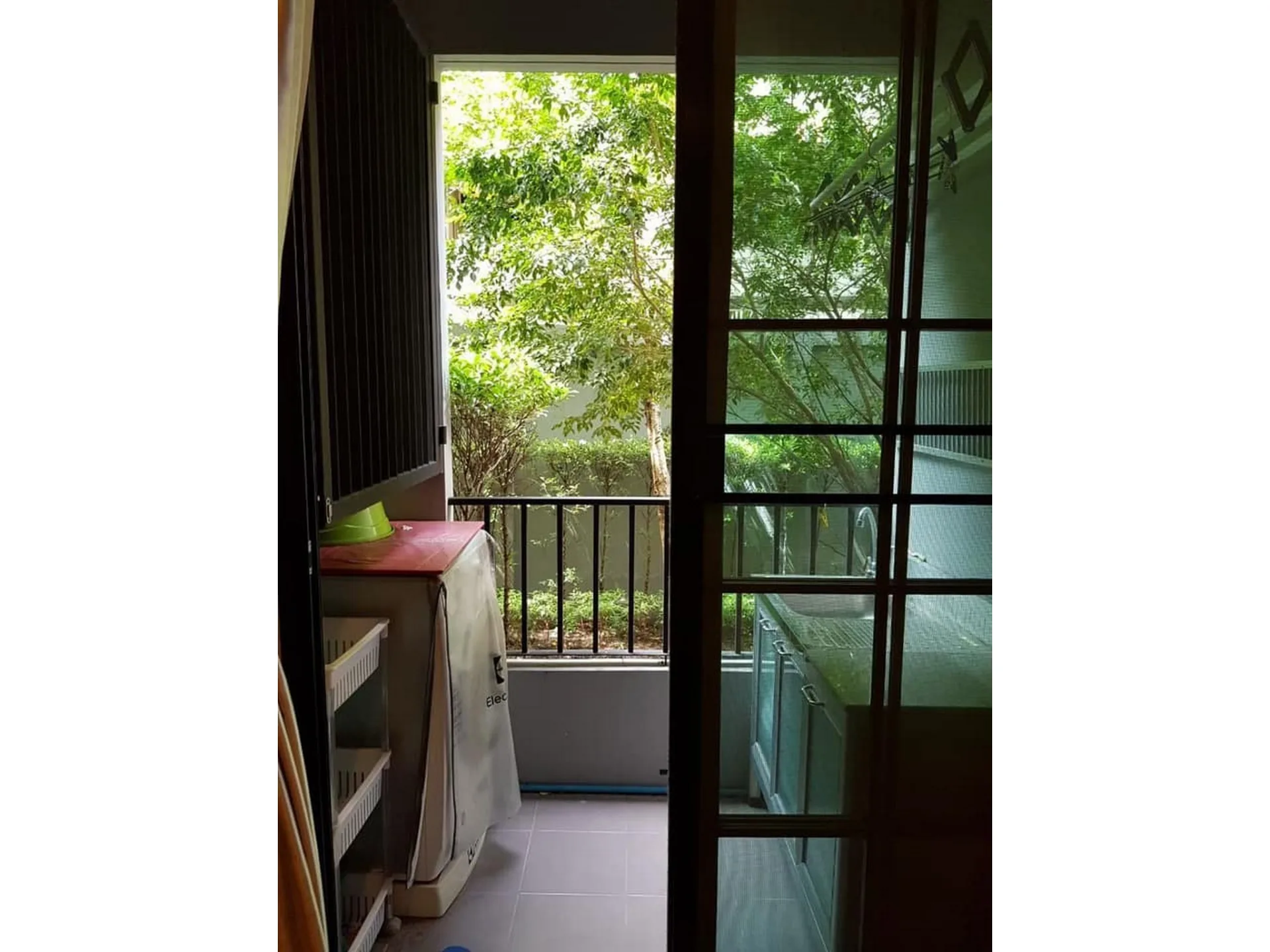 Property photos for The Reserve - Kasemsan 3