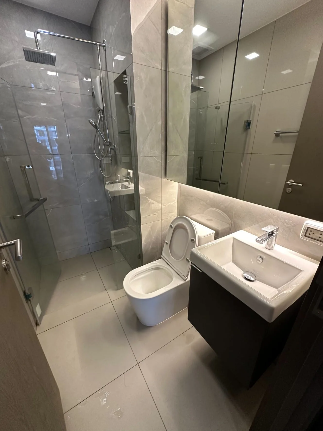 Property photos for The Privacy Jatujak