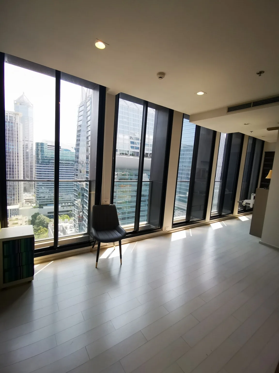 Property photos for Noble Ploenchit