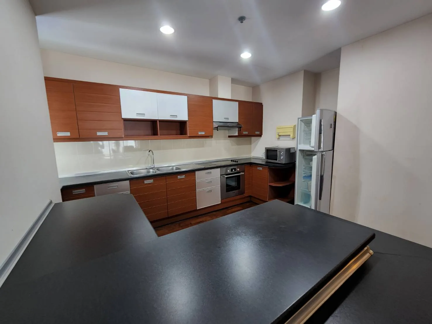 Property photos for Noble Ora