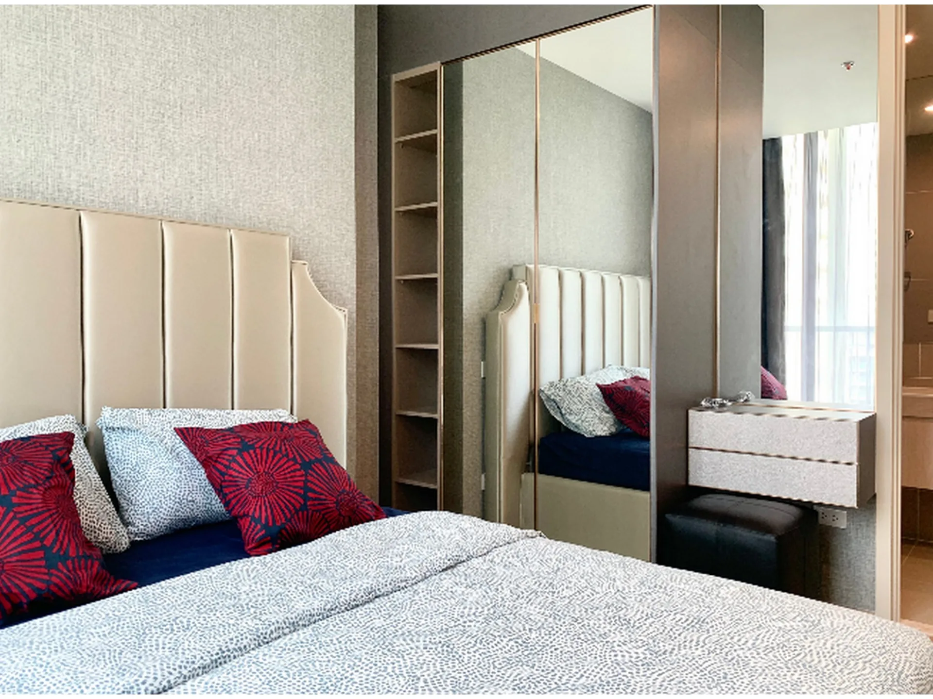 Property photos for Noble Recole