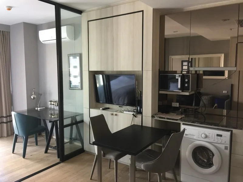 Property photos for Noble Refine