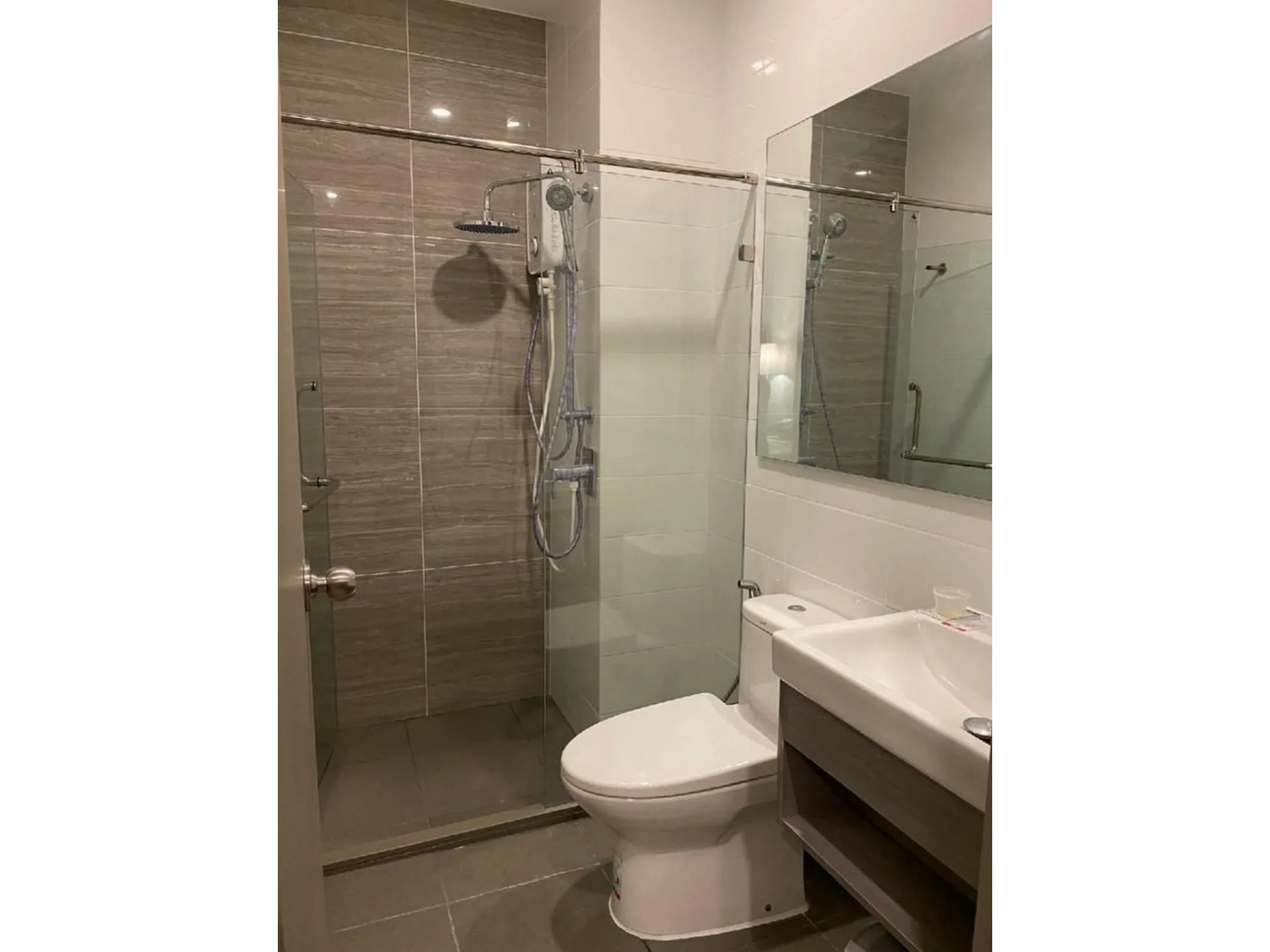 Property photos for Knightsbridge Prime Onnut