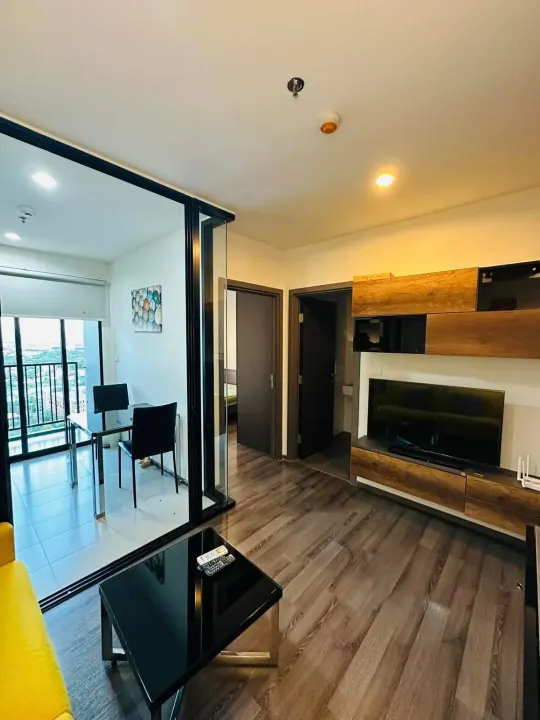 Property photos for The Base Park East Sukhumvit 77